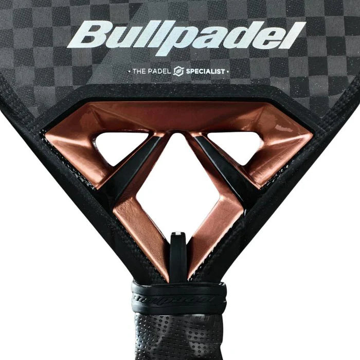BULLPADEL Vertex 04 2025